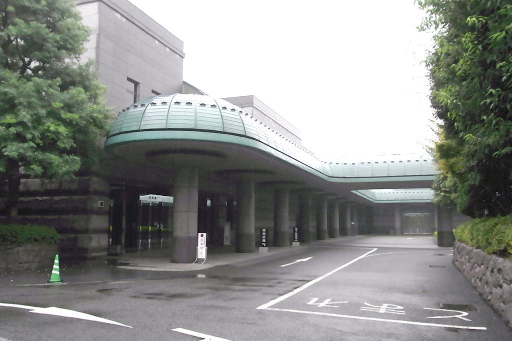 府中の森市民聖苑_外観02